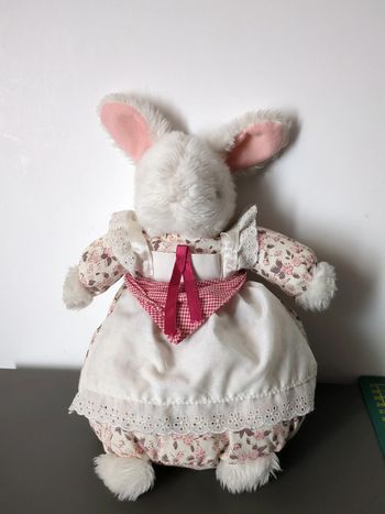 peluche lapin vintage