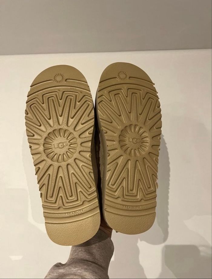 Ugg 39 - photo numéro 4