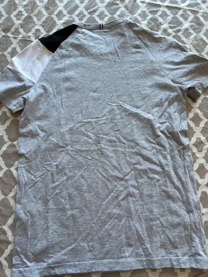 Très beau t shirt le coq sportif XS - photo numéro 3