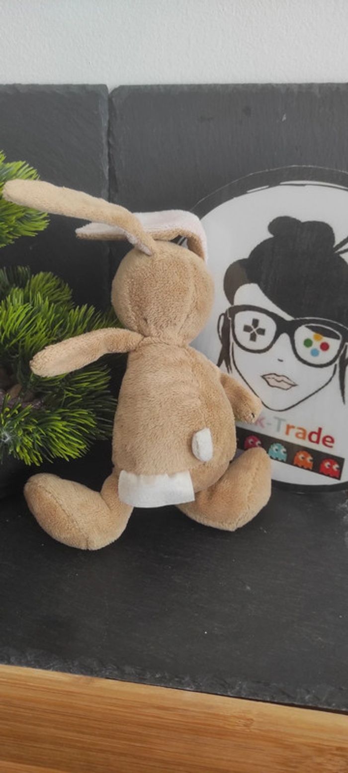 peluche doudou Guess How Much I Love You lapin marron blanc Rainbow Designs 20cm hochet grelot - photo numéro 2