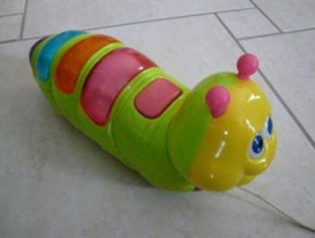 Chenille musicale et lumineuse / Jouet 1er âge