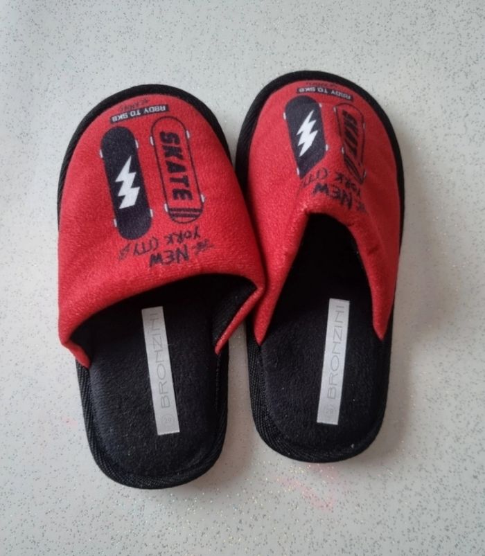 chausson pantoufles rouge bronzini taille 29 - photo numéro 2