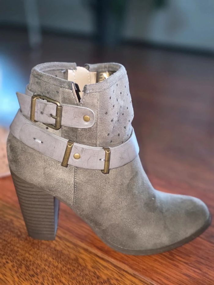 Lot chaussures neuves 37 - photo numéro 6