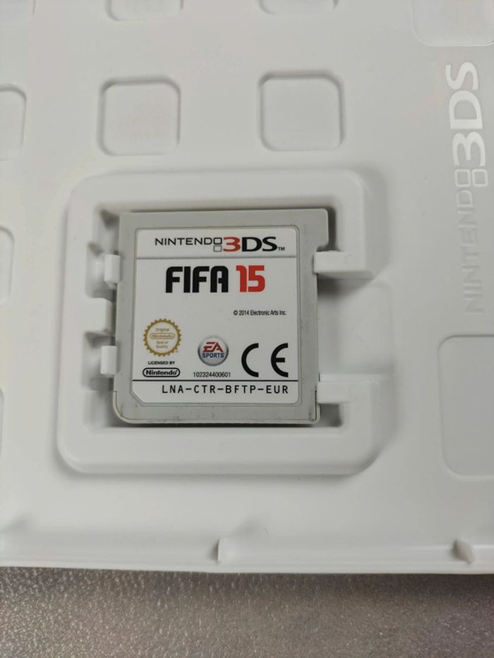 Jeu Nintendo 3DS – FIFA 15 (Legacy Edition) - photo numéro 5