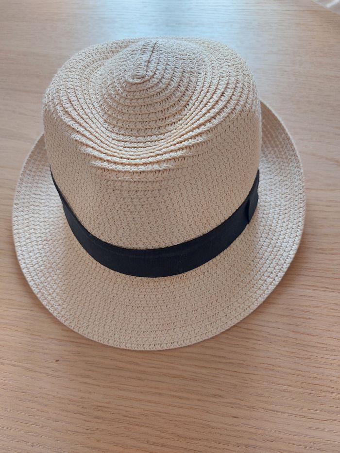 Chapeau