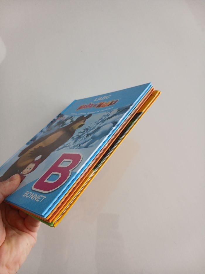 Lot de 3 Livres "L'ABC Masha et Michka" - Hachette - photo numéro 6