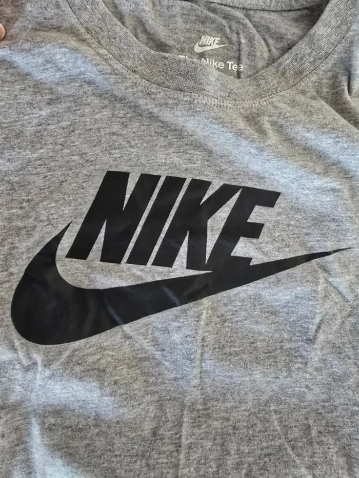 Tee shirt court Nike - photo numéro 2
