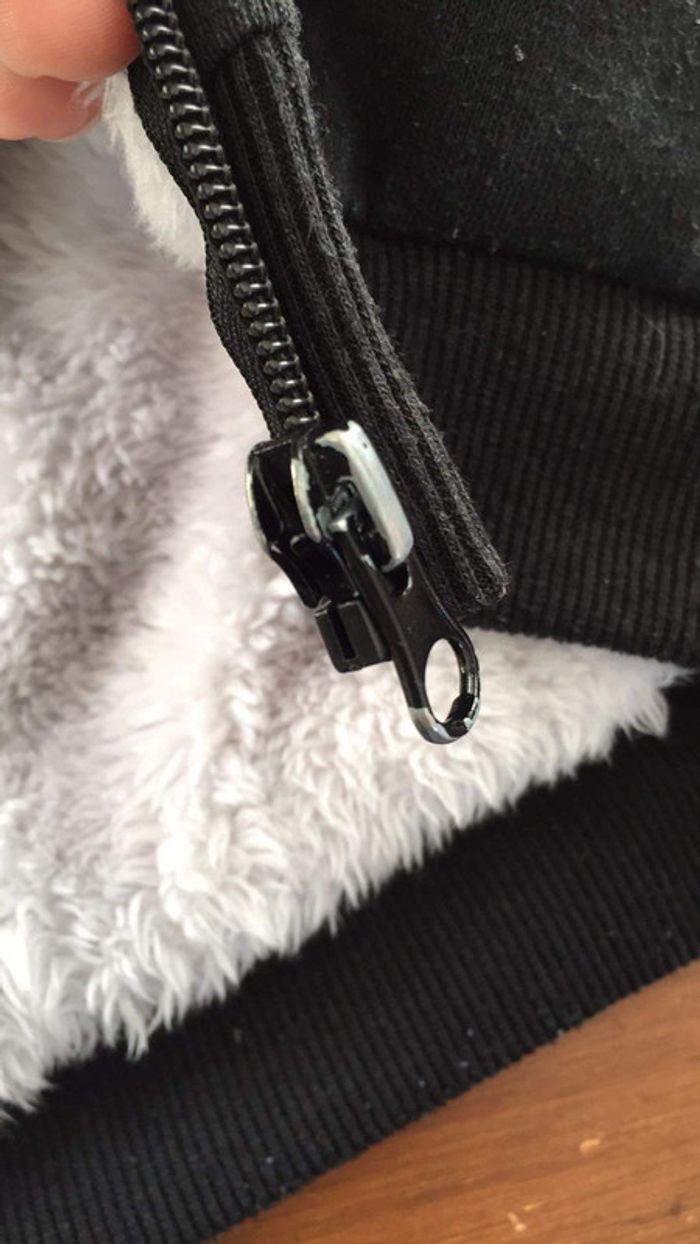 Gilet zippé à capuche - 4 ans 👦 - photo numéro 3