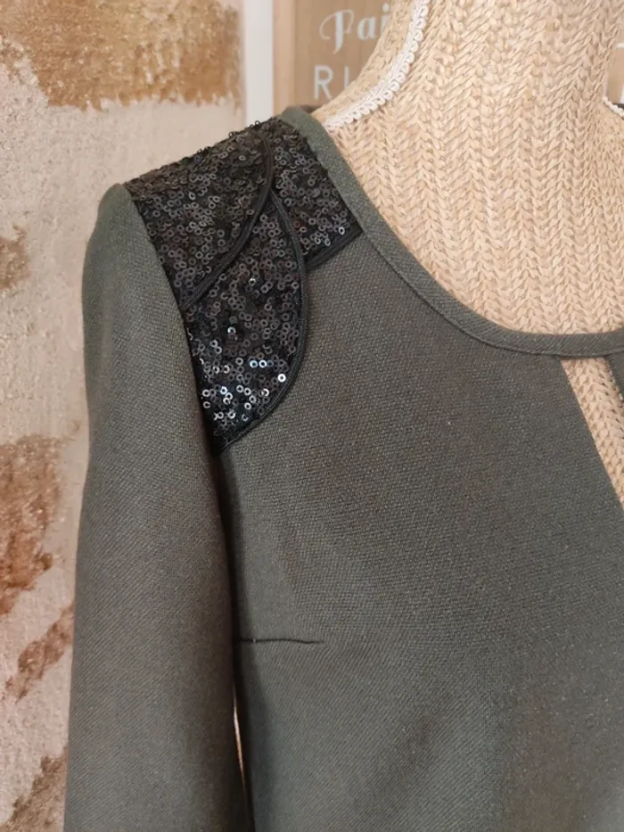 Blouse kaki et sequin noir M - photo numéro 3