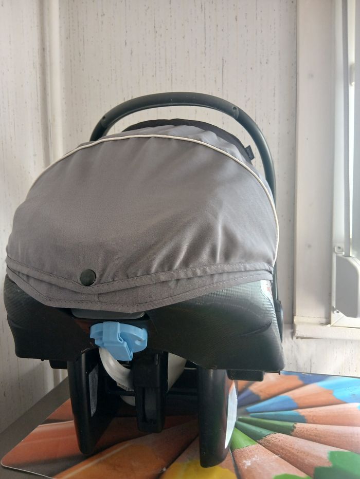 Siège auto chicco - photo numéro 3