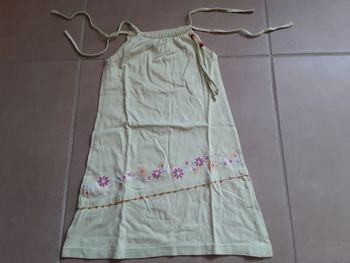Robe été jaune VYNIL FRAISE 5 ans TBE