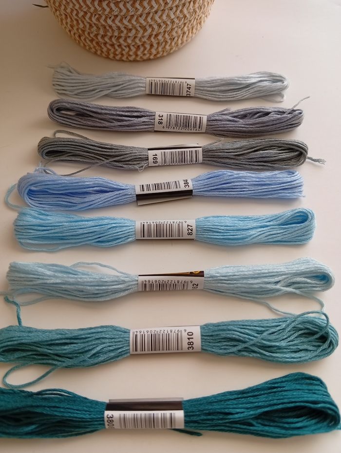 Lot de fil à broder ou bracelet brésilien neuf - photo numéro 1
