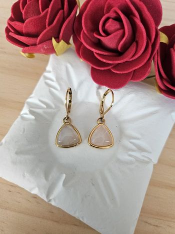 Boucles d oreilles dormeuses avec pierres de quartz rose, acier inoxydable