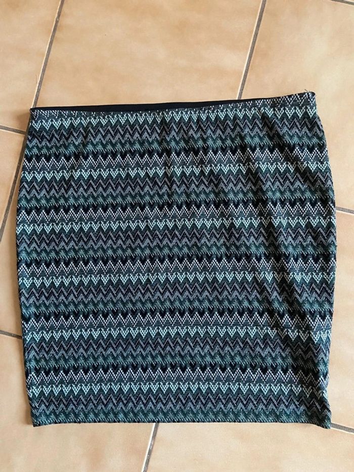 Jupe crayon courte 42/44