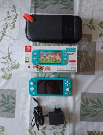 Nintendo Switch Lite 
