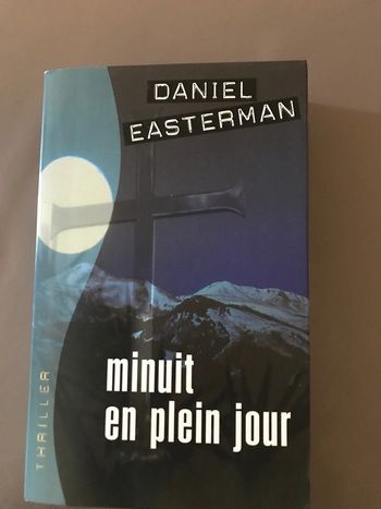 Livre Minuit en plein jour