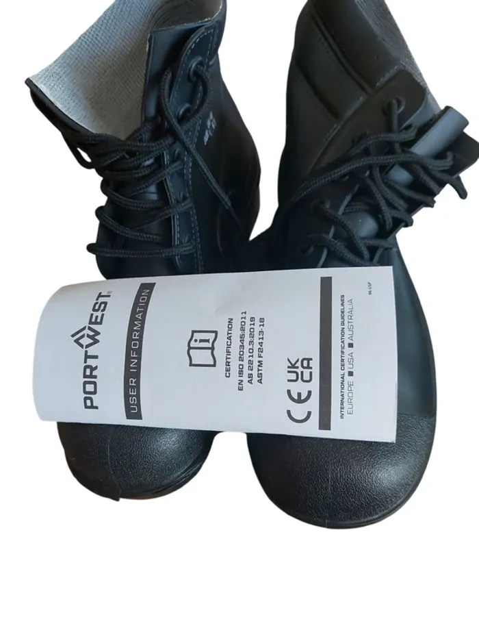 Chaussure montante de sécurité P.40 neuve - photo numéro 5