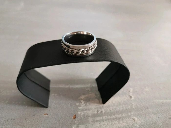 Bague femme tendance antistress rotatif T8