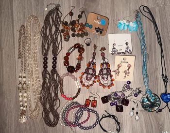 Lot bijoux femme