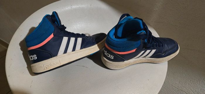 Adidas 32 - photo numéro 3