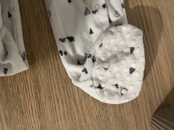 Pyjama 2 ans - photo numéro 4