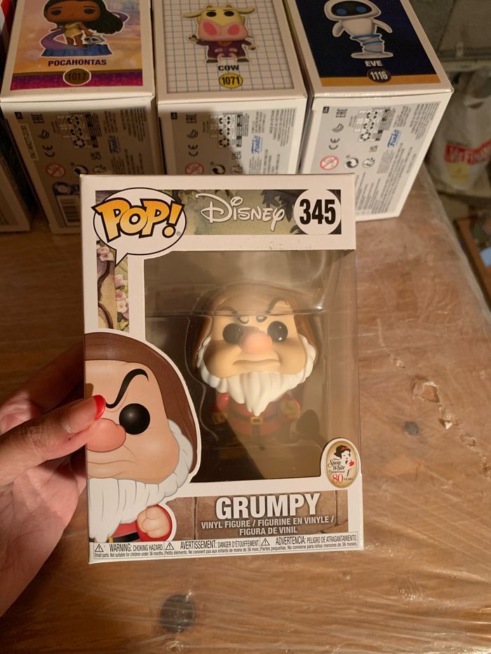 Lot blanche neige Funko pop disney - photo numéro 2