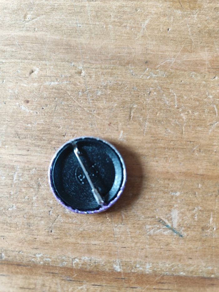 Pin's - photo numéro 2
