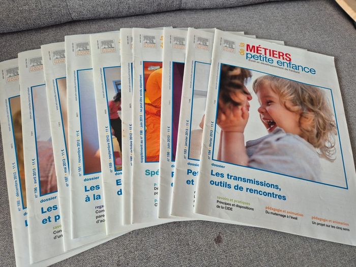 Lot de livres métiers de la petite enfance