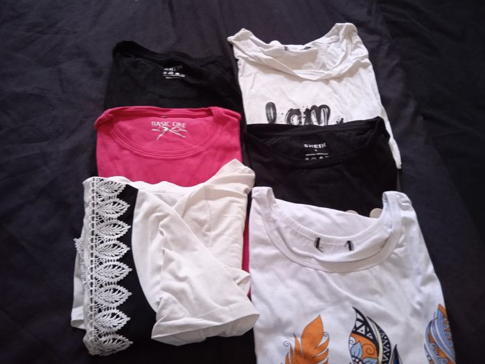 Lot vêtements (tee-shirts, débardeurs, robes été, jeans, leggings, shorts, cyclistes ) taille 44-46-48 - photo numéro 6