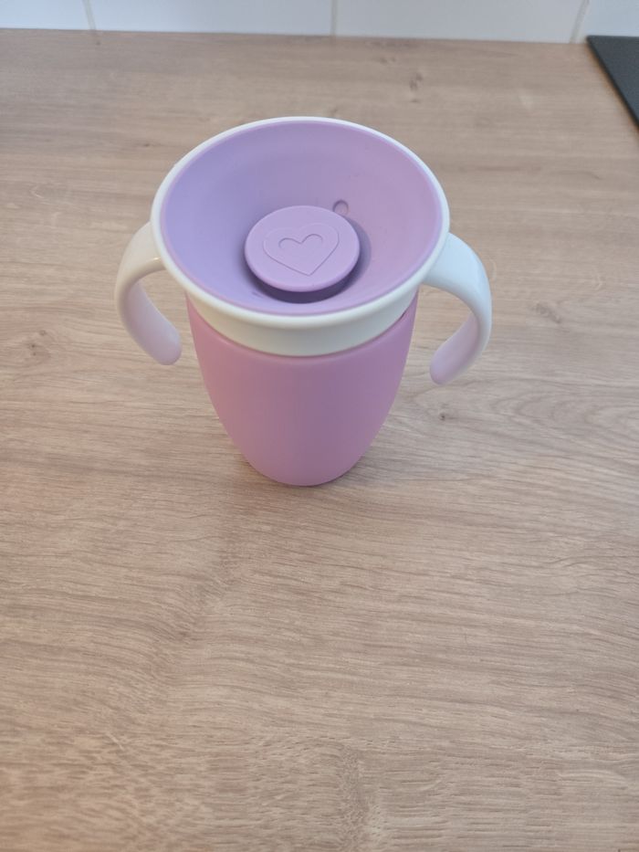Tasse Munchkin 360° violette - photo numéro 3
