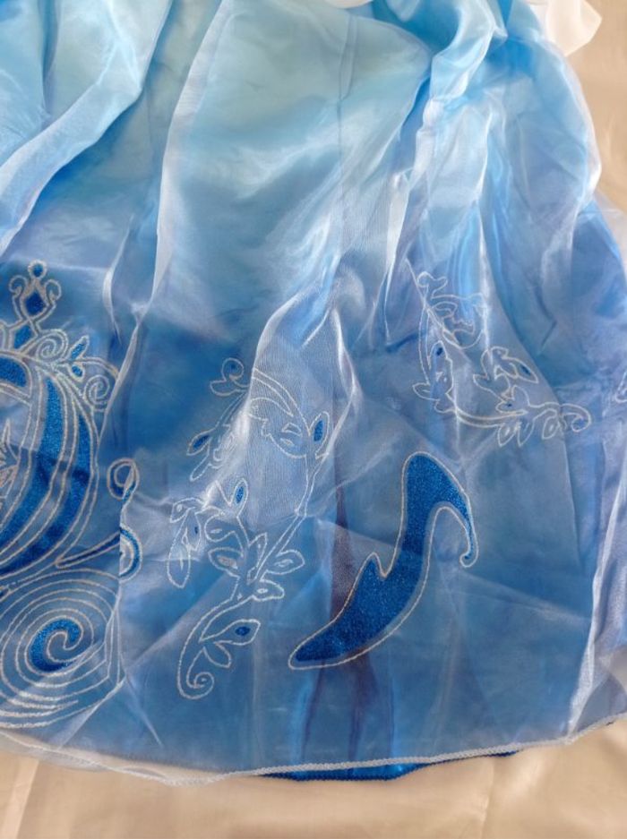 Déguisement robe princesse et accessoires 6ans - photo numéro 4