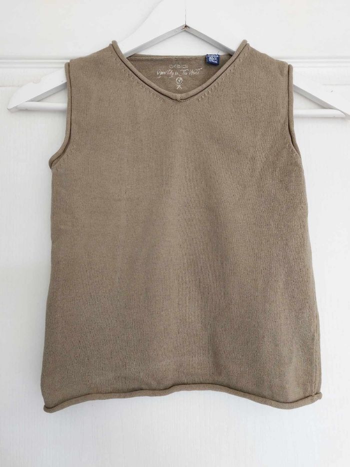Pull sans manches 8 ans - photo numéro 4