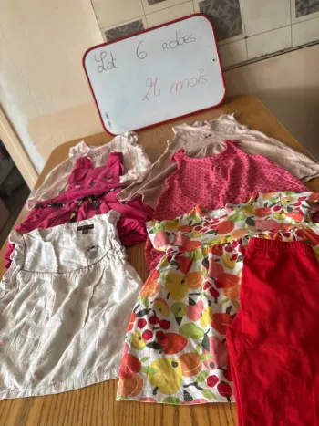Lots 6 robes 24 mois fille sergent major