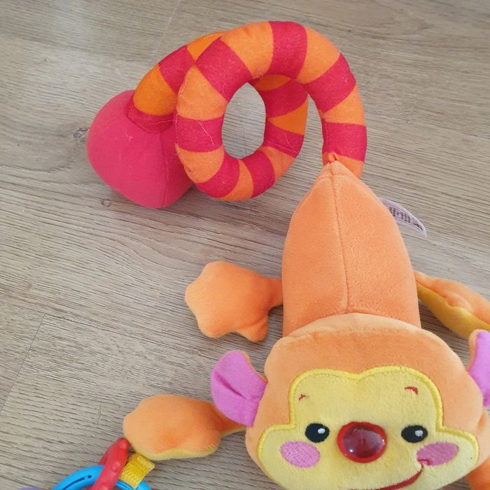 ⭐ Peluche d'activités Singe musical orange Fischer price #emyfleury_jouets - photo numéro 3
