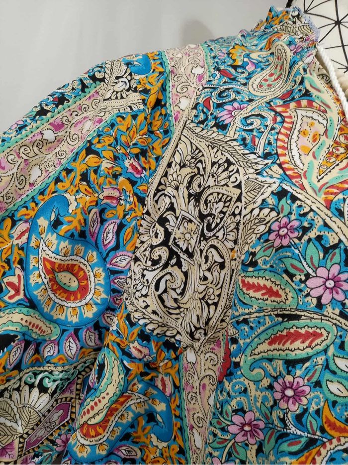 Robe bohème multicolore grande taille 50 ample, manches longues et ourlet volanté - photo numéro 10