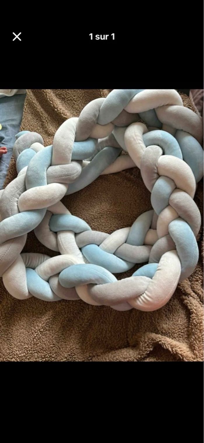 Tresse de lit bébé