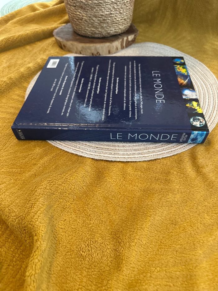 Livre Atlas pratique Le Monde 🌍 - photo numéro 3