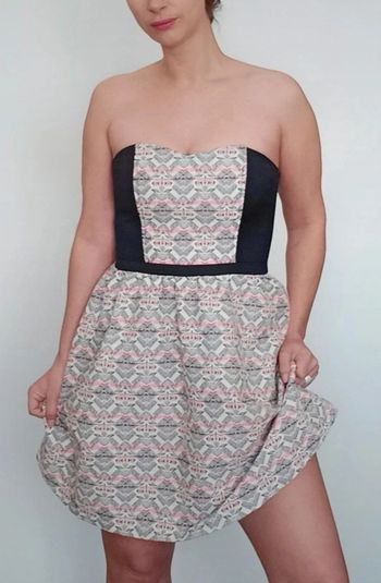 Robe bustier patineuse Naf Naf taille 38