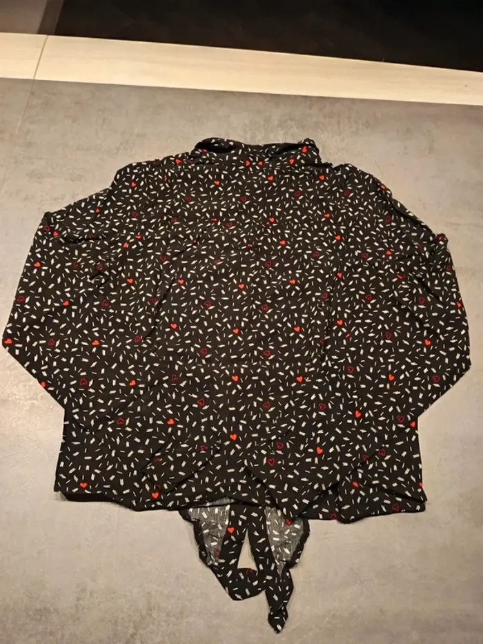 Vends chemisier manches longues Kiabi taille S. - photo numéro 5