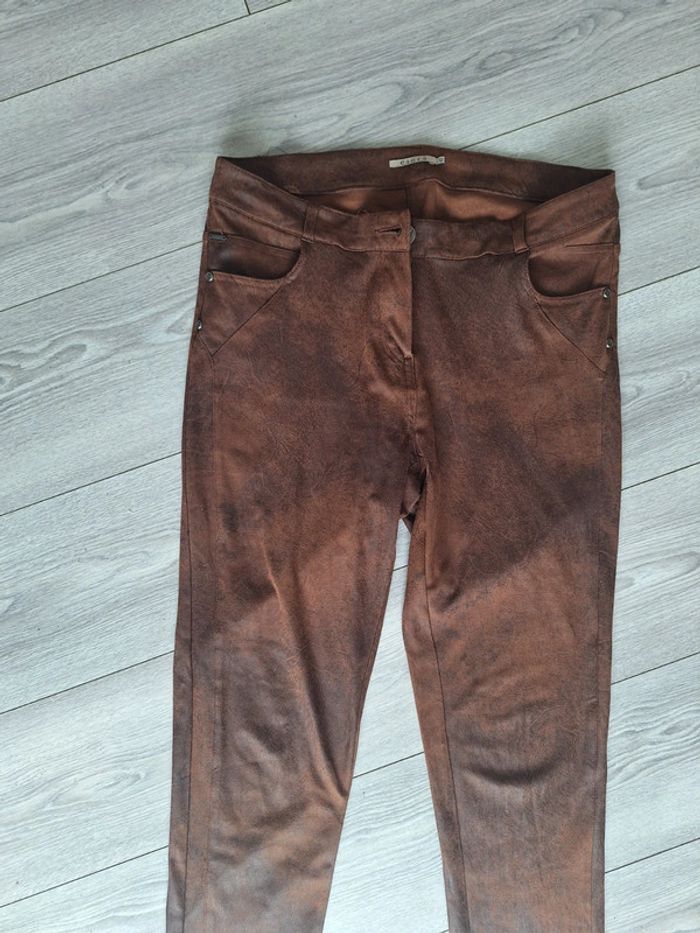Pantalon femme taille 42 Elora imitation daim - photo numéro 4