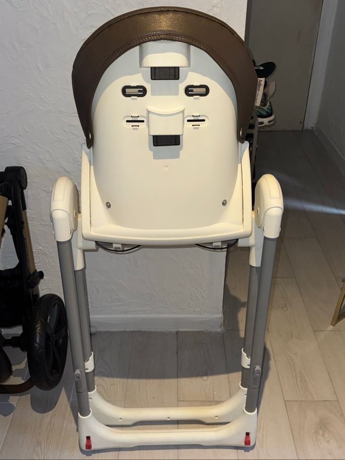 Chaise haute - photo numéro 6