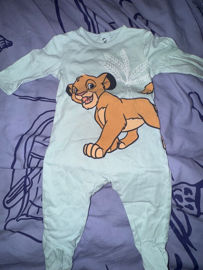 Pyjama le roi lion taille 3 mois