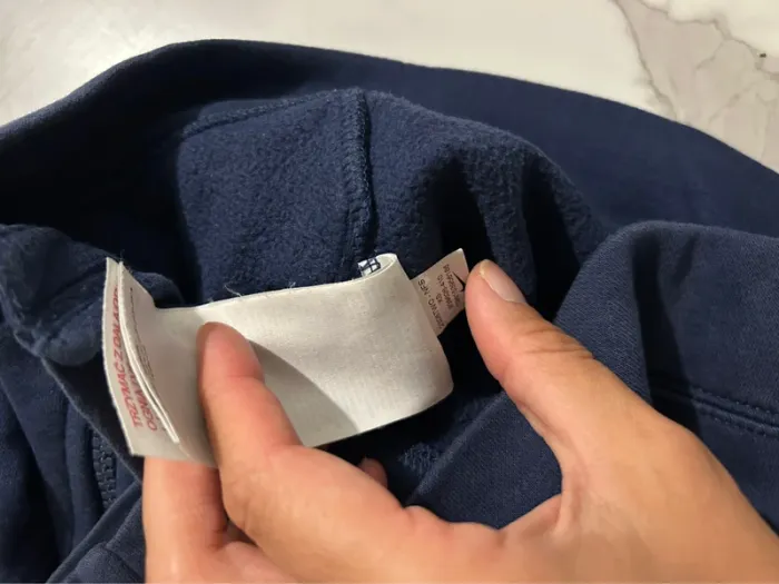 Veste Nike taille 7/8 ans - photo numéro 4