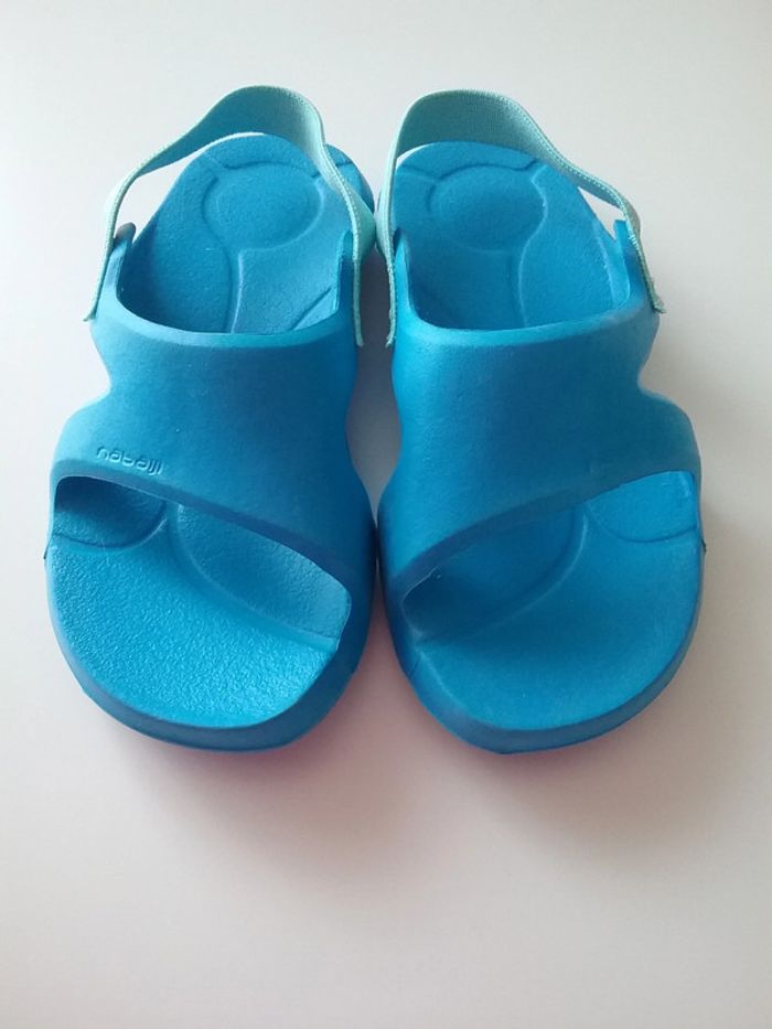 Chaussures de piscine / plage Nabaiji P. 24-25