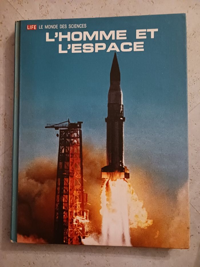 livre l'homme et l'espace Le monde des sciences