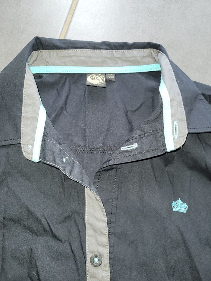 Chemise noire manches courtes kiabi 14 ans état neuf - photo numéro 2
