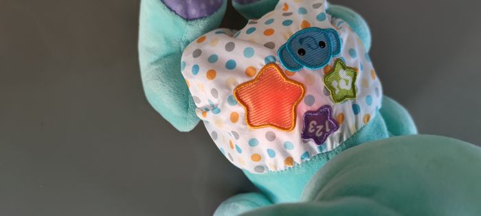Éléphanteau peluche musical – jouet bébé (9 à 36 mois) - photo numéro 7