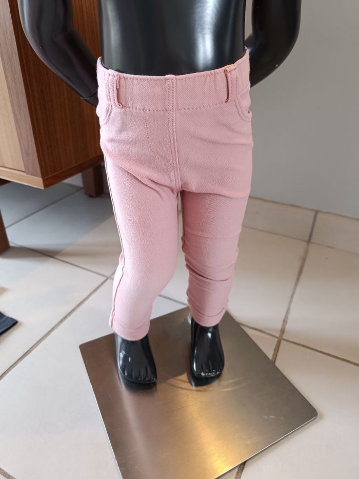Lot 7 pantalons 12 mois - photo numéro 7