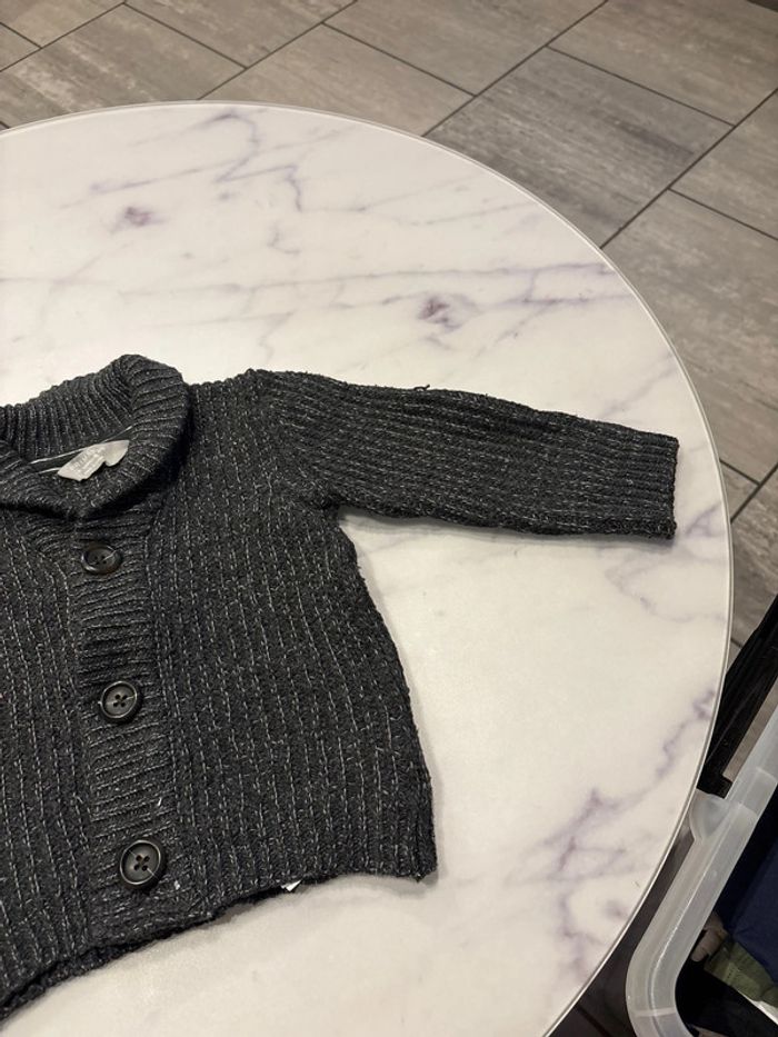 Gilet gris garçon - photo numéro 2