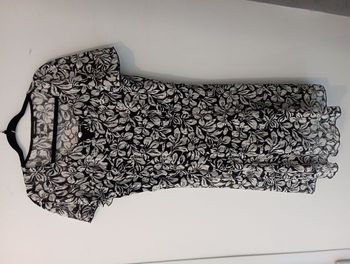 Robe Christine Laure noir et blanche à fleurs Taille 42 / 2